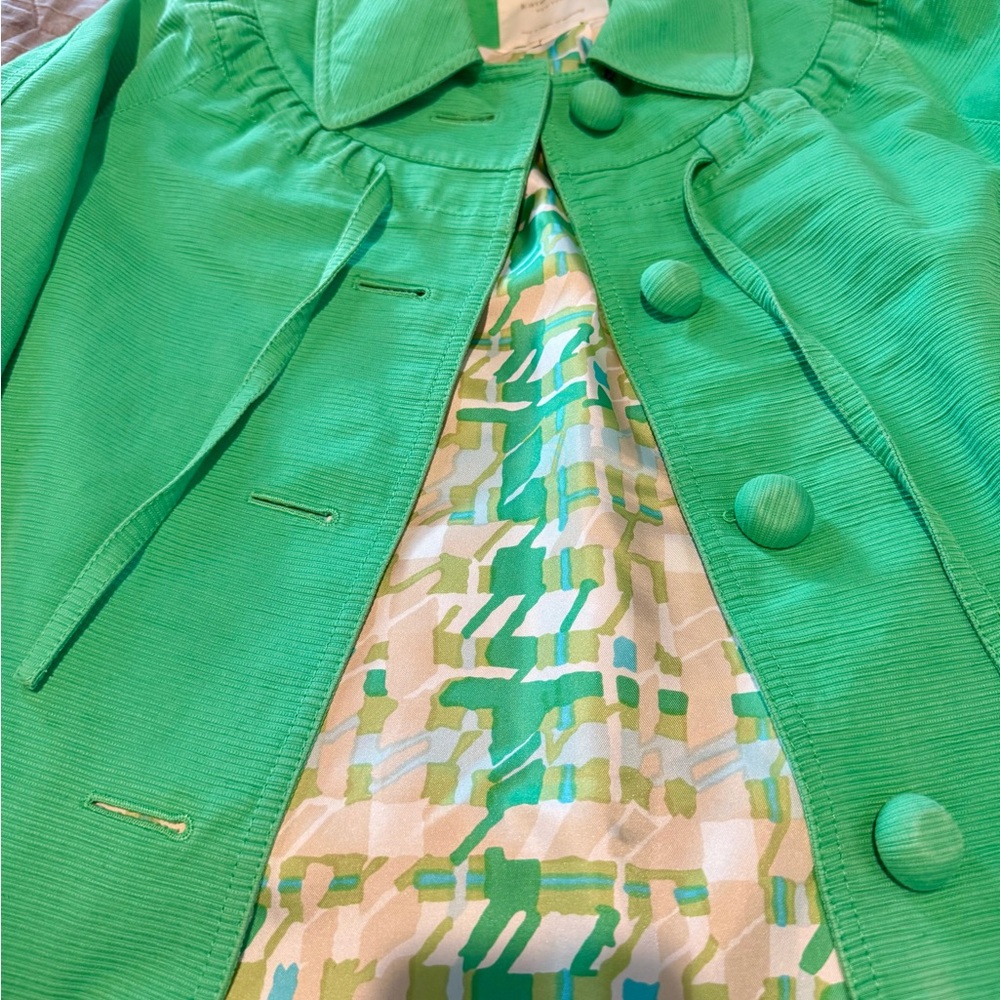Kate Spade Green Cape with Classic Cut - Picture 14 of 16